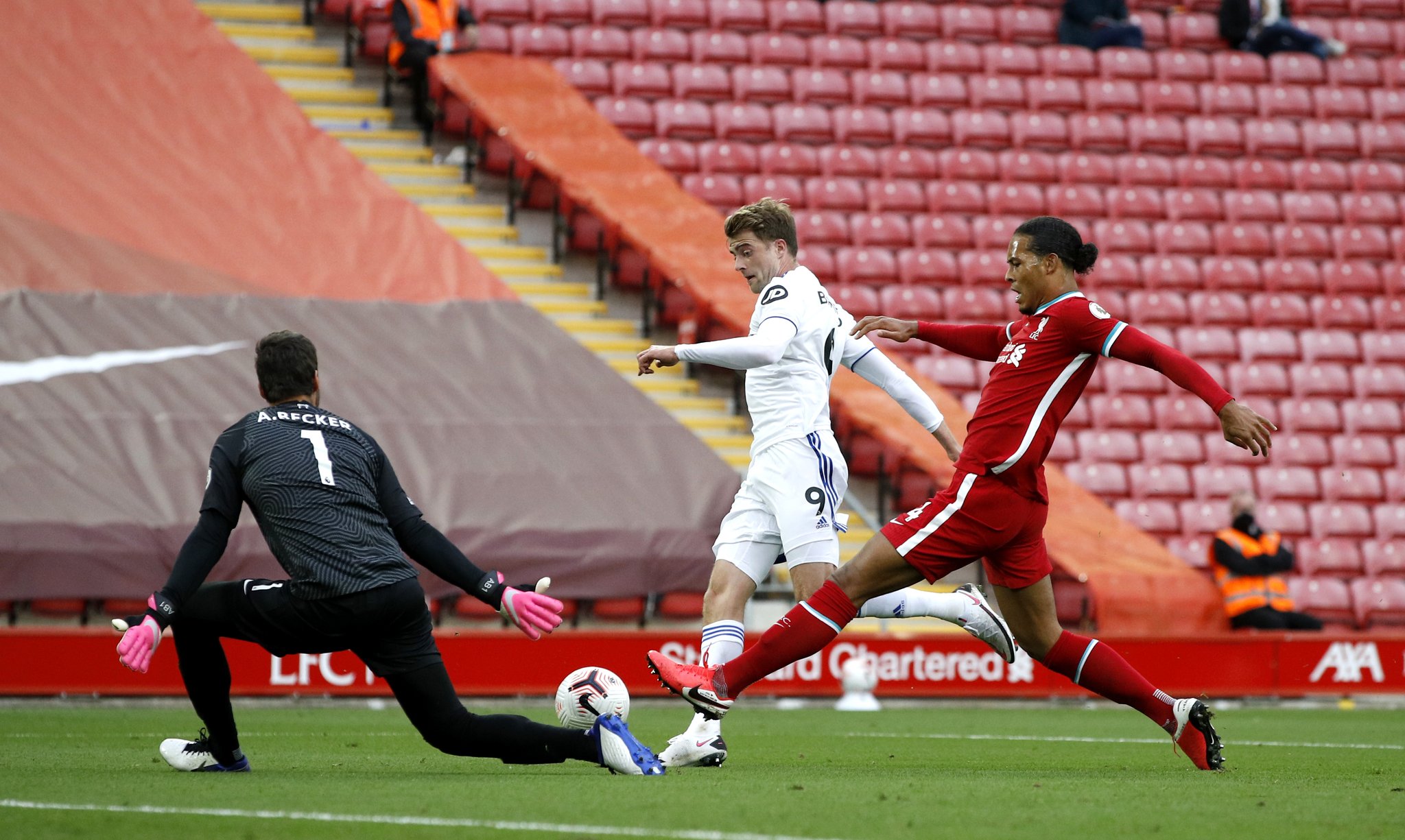 保持電解質 保持電解質